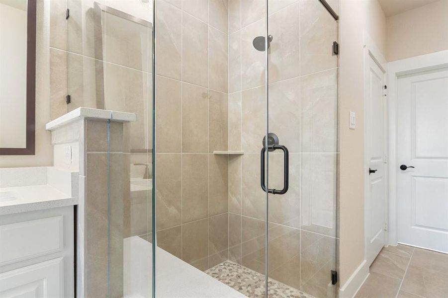 021-12520AudubonTrail-Rowlett-TX-75089-PrimaryBathroom.jpg-SMALL 021-12520AudubonTrail-Rowlett-TX-75089-PrimaryBathroom.jpg-SMALL