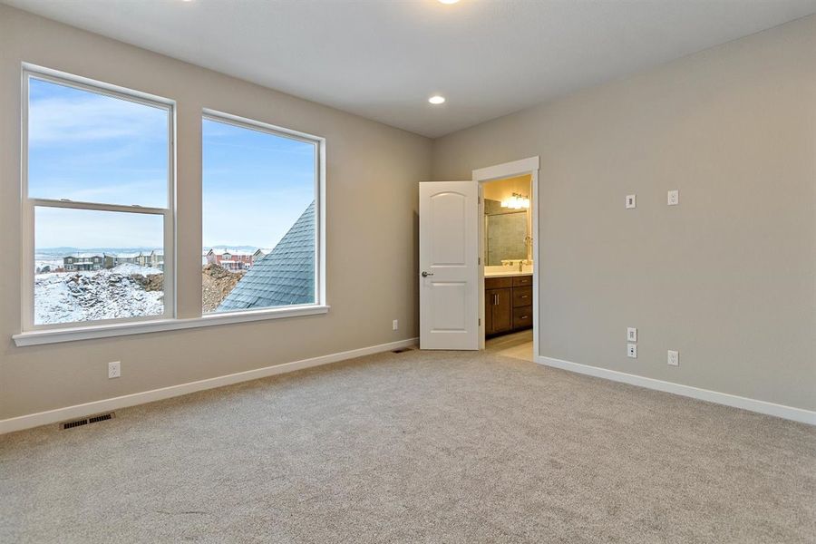 Representative unfurnished interior of a home built from the The Edward by David Weekley Homes in Baseline Parkside West – Single-Family Homes, Broomfield (Image 9).