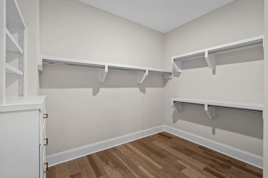 Wilshire A Primary closet
