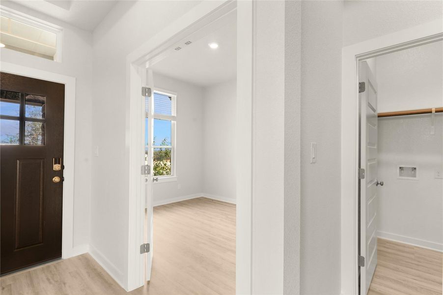 REPRESENTATIVE OF FLOOR PLAN ONLY REPRESENTATIVE OF FLOOR PLAN ONLY