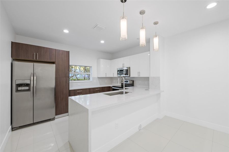 Furnished interior view inside a new home in , Fort Lauderdale (Image 8).