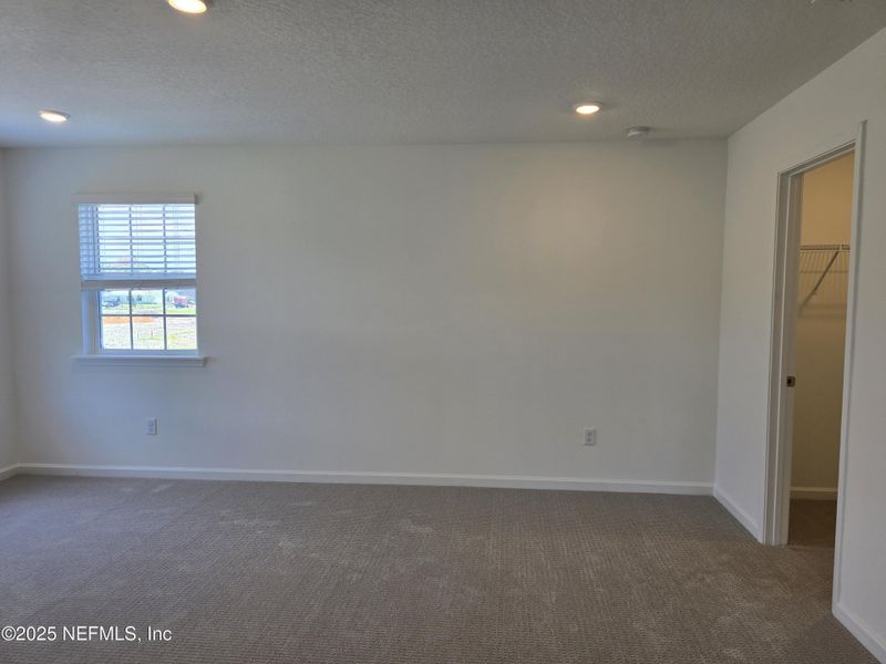 Spacious, unfurnished interior of a new home in Hyland Trail, Green Cove Springs (Image 45). Spacious, unfurnished interior of a new home in Hyland Trail, Green Cove Springs (Image 45).