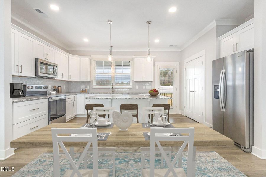 016_kv0a1221-edit_470_355