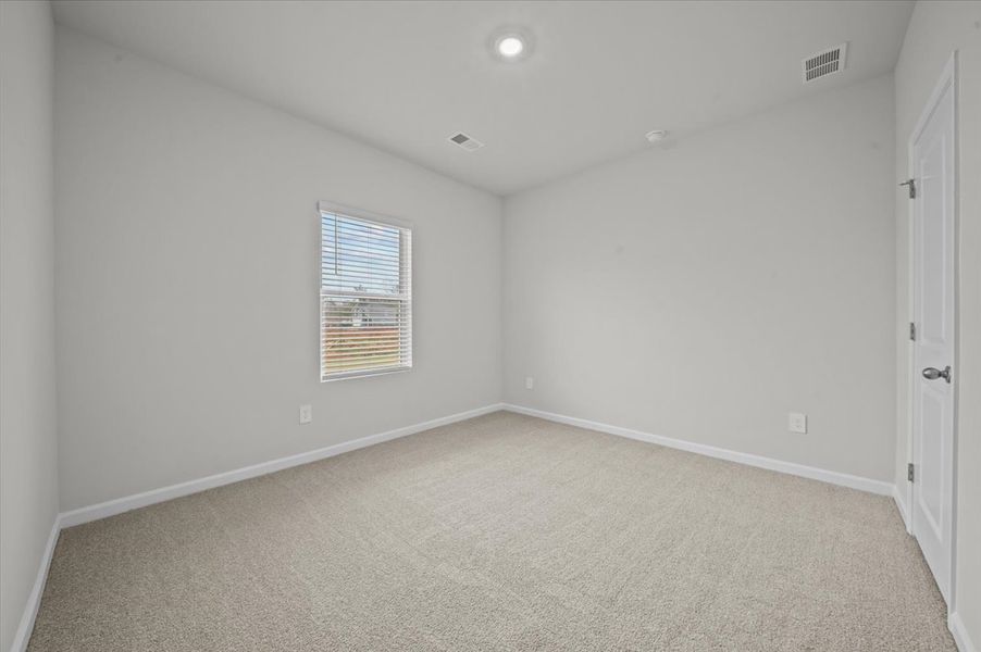 Spacious, unfurnished interior of a new home in Cedar Shoals – Heritage Collection, Piedmont (Image 11). Spacious, unfurnished interior of a new home in Cedar Shoals – Heritage Collection, Piedmont (Image 11).