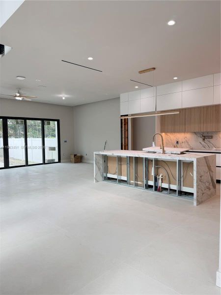 Image 27 of a home in . Image 27 of a home in .