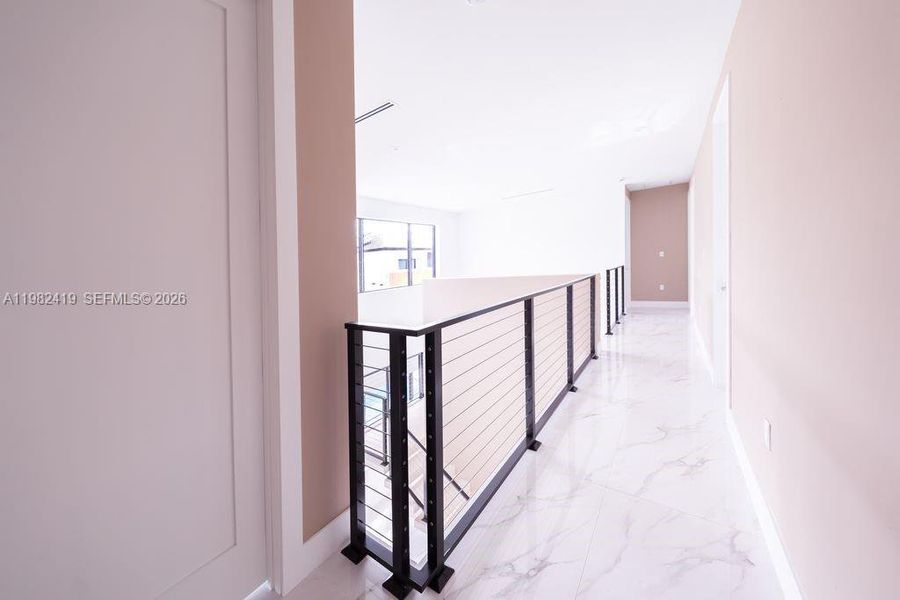 Spacious, unfurnished interior of a new home in , Miami (Image 34).
