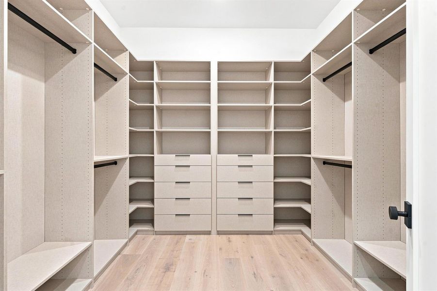 Walk In Closet