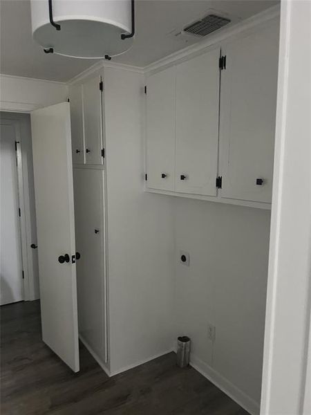 Spacious, unfurnished interior of a new home in , Early (Image 12).