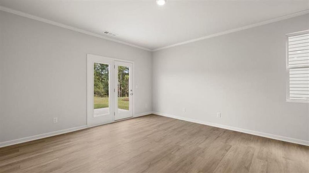 Spacious, unfurnished interior of a new home in Braselton Village, Braselton (Image 11).