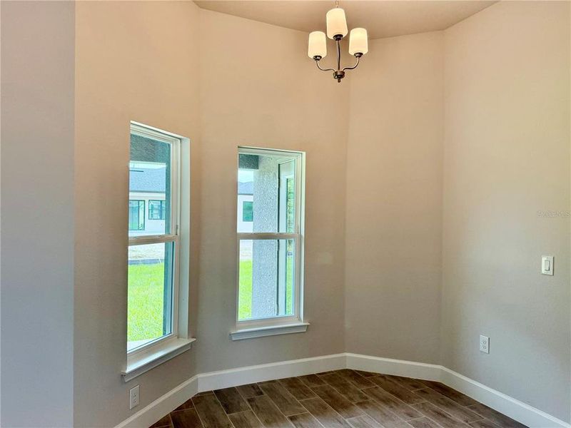 Spacious, unfurnished interior of a new home in South Gulf Cove, Port Charlotte (Image 23).