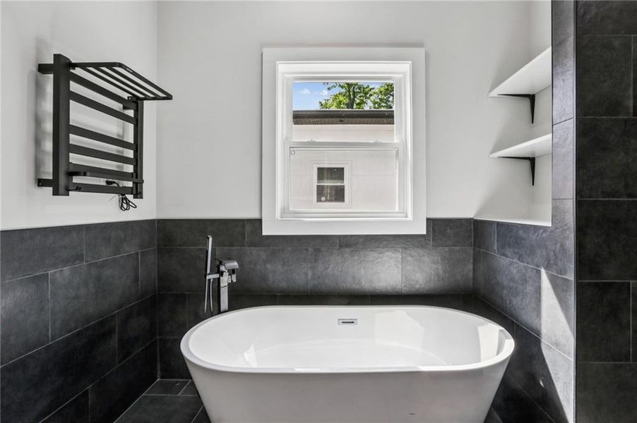 Image 12 of a home in .