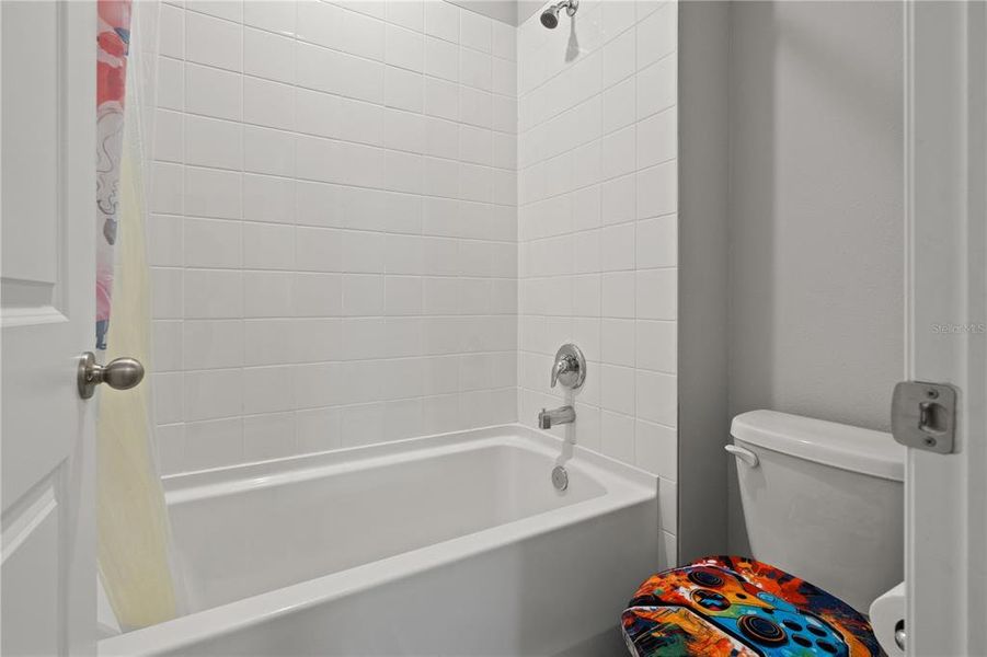 Image 47 of a home in .