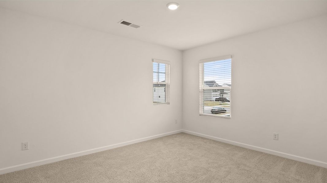 Spacious, unfurnished interior of a new home in Estates at Deer Hollow, Grovetown (Image 36).