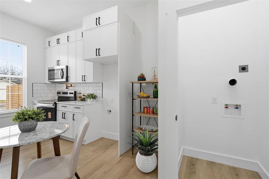 Furnished interior view inside a new home in , Waco (Image 9).