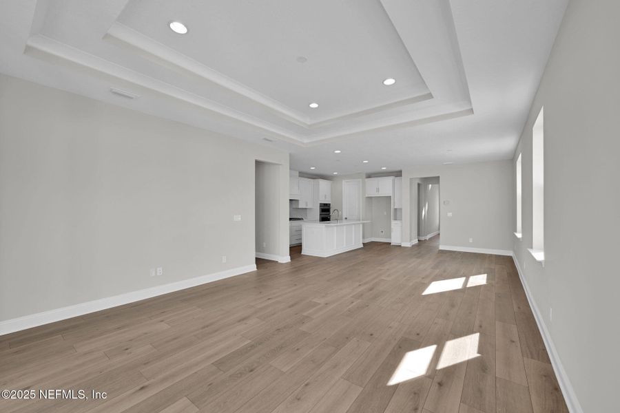 Spacious, unfurnished interior of a new home in Seabrook Village at Nocatee, Ponte Vedra (Image 40).