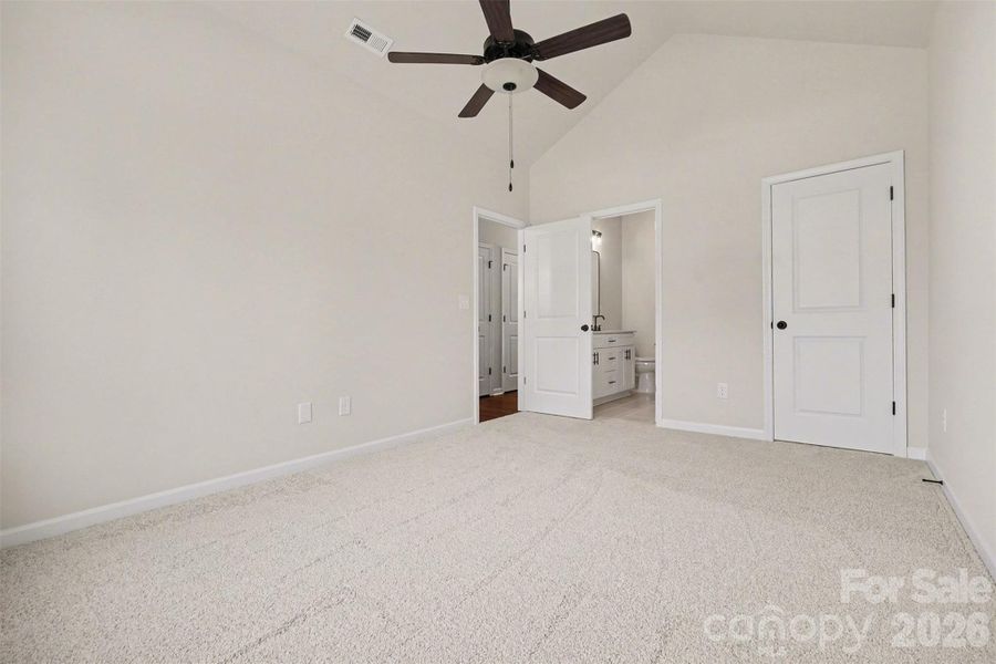 Spacious, unfurnished interior of a new home in , Lowell (Image 22).