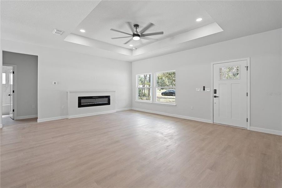 Spacious, unfurnished interior of a new home in , Chiefland (Image 14).