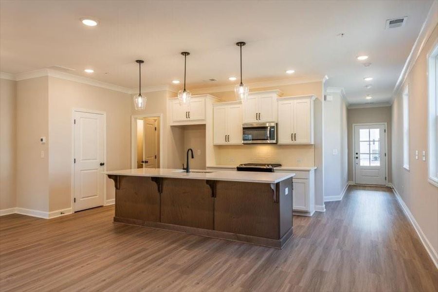 Furnished interior view inside a new home in Cherokee Township, Acworth (Image 5).