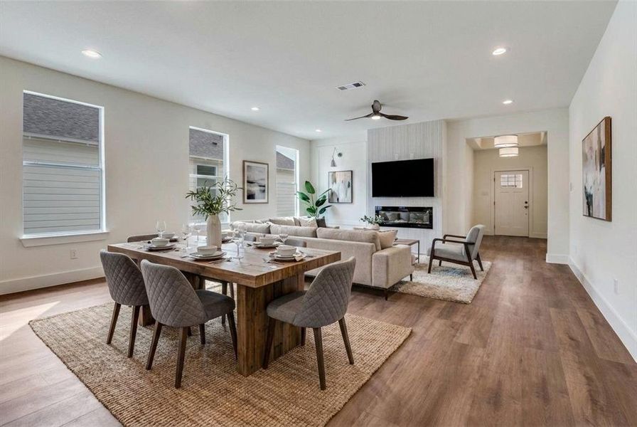 Furnished interior view inside a new home in , Dallas (Image 7).