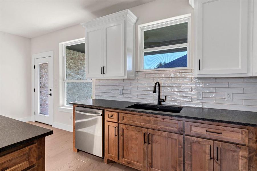Furnished interior view inside a new home in , Granbury (Image 10).