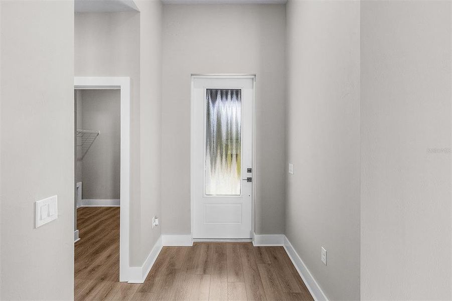 Spacious, unfurnished interior of a new home in , Port Charlotte (Image 16).