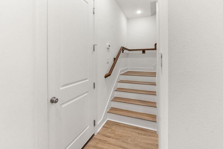 Spacious, unfurnished interior of a new home in , Houston (Image 25).