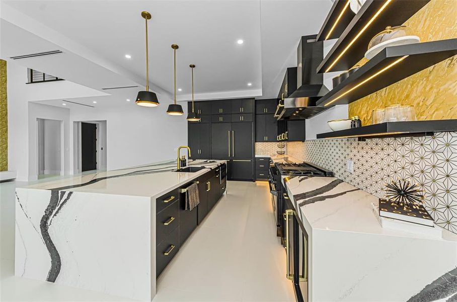 Furnished interior view inside a new home in , Treasure Island (Image 20).
