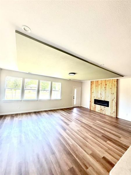 Spacious, unfurnished interior of a new home in , Cooper (Image 19).