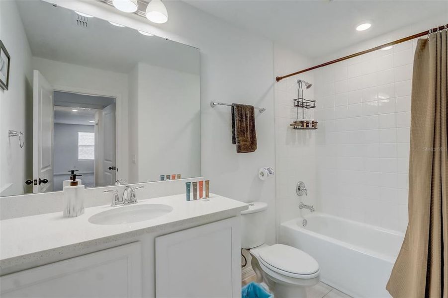 Furnished interior view inside a new home in Glen at West Haven, Davenport (Image 36).