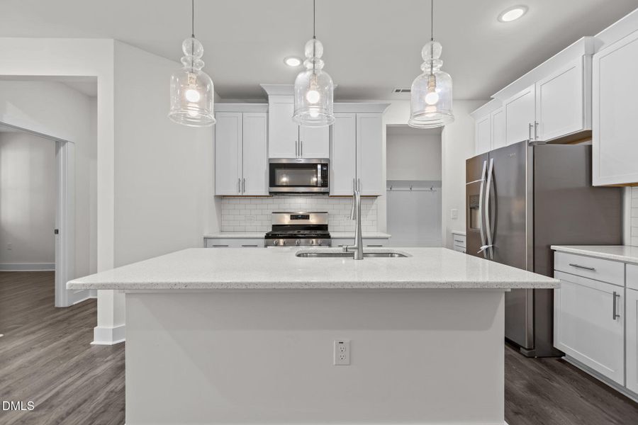 6-web-or-mls-2N6A0091