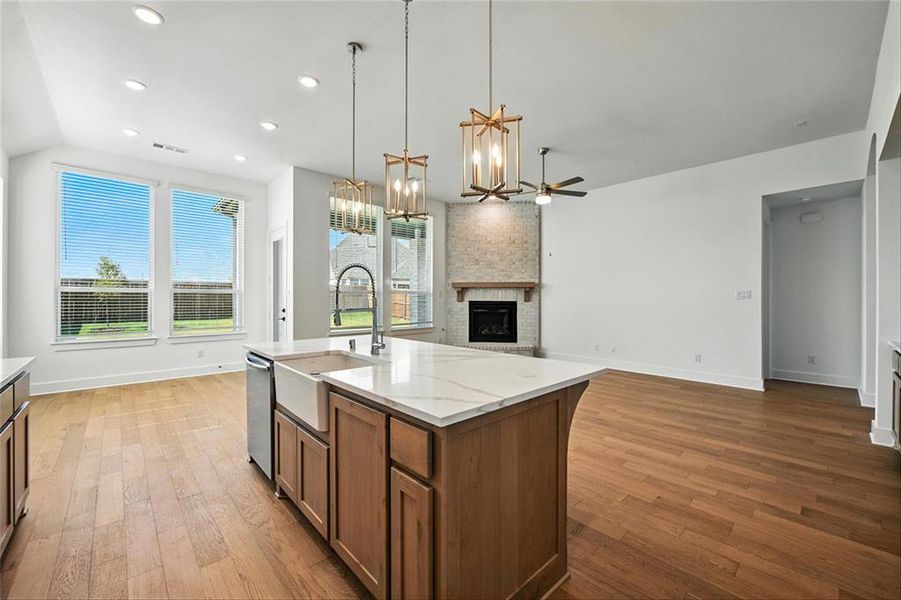 1636ShandyLnDENTR006