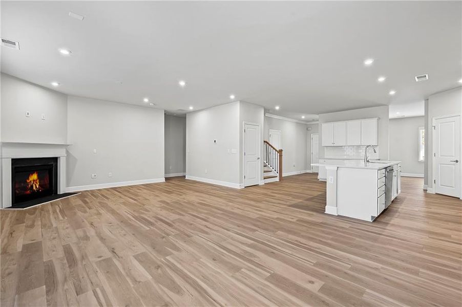Spacious, unfurnished interior of a new home in Anderson Point, McDonough (Image 19).