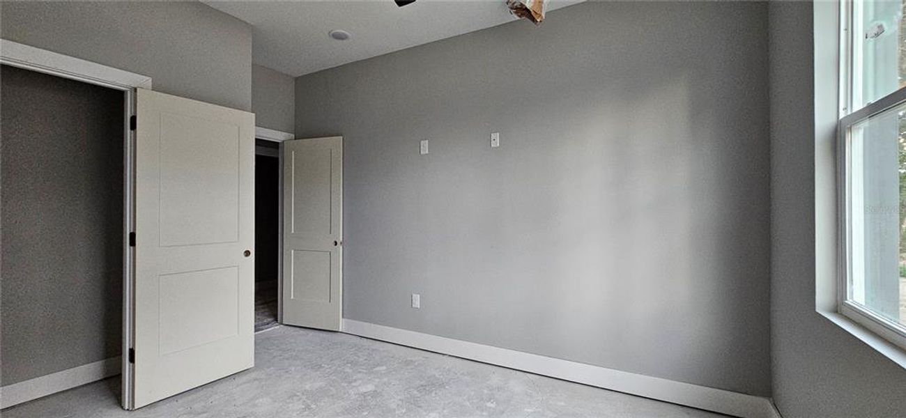 Spacious, unfurnished interior of a new home in , Eustis (Image 23).