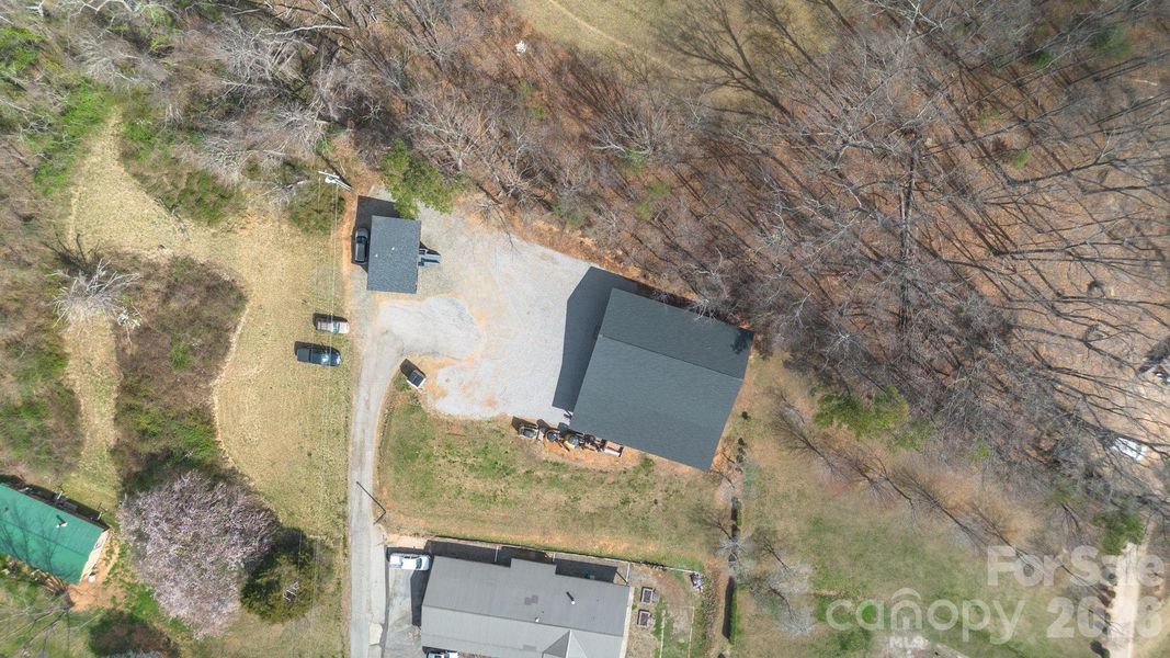 Image 18 of a home in .