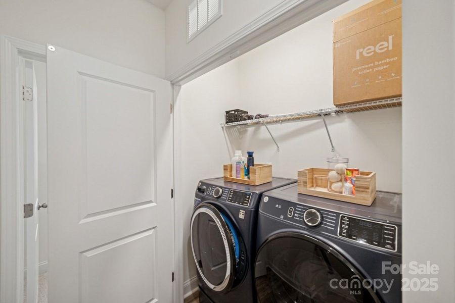 Upper Level Laundry Upper Level Laundry