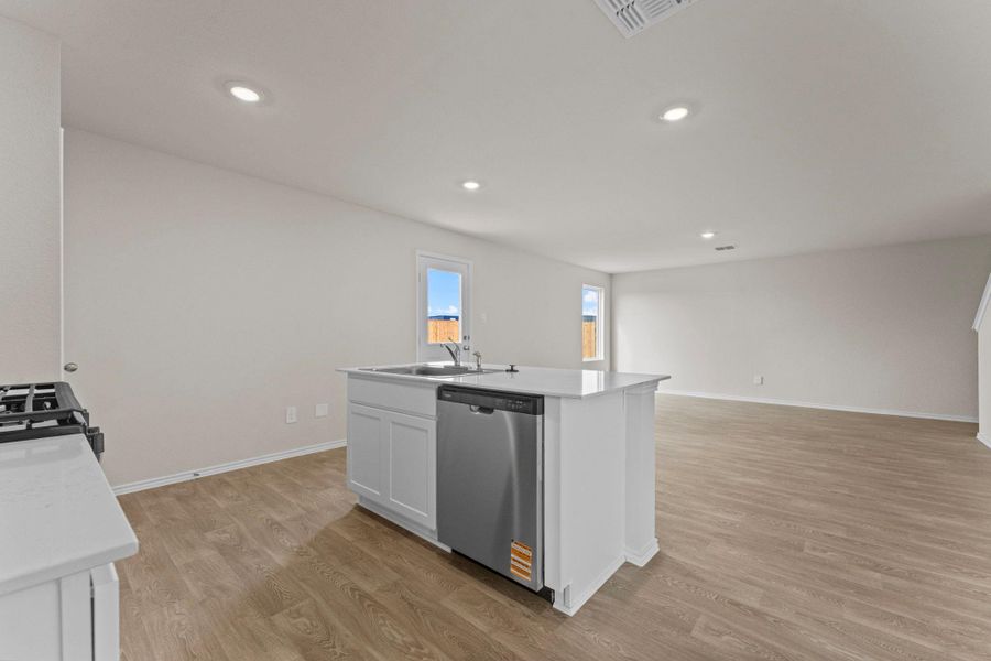 Furnished interior view inside a new home in Bollinger, Maxwell (Image 9).