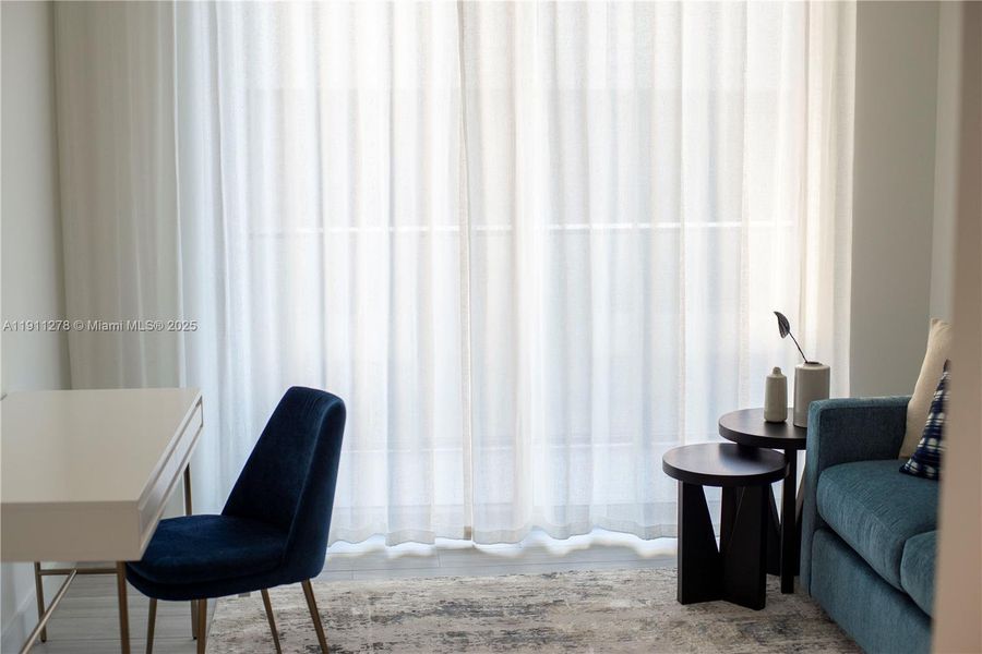 2nd Bedroom / Office 2nd Bedroom / Office