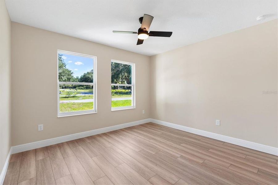 Spacious, unfurnished interior of a new home in , Bushnell (Image 24).