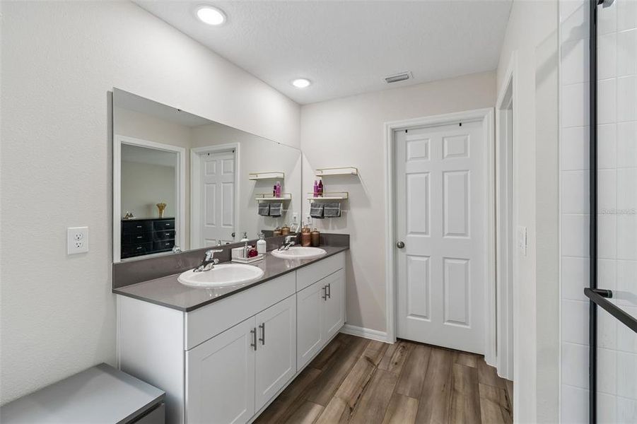 Furnished interior view inside a new home in , Haines City (Image 42).