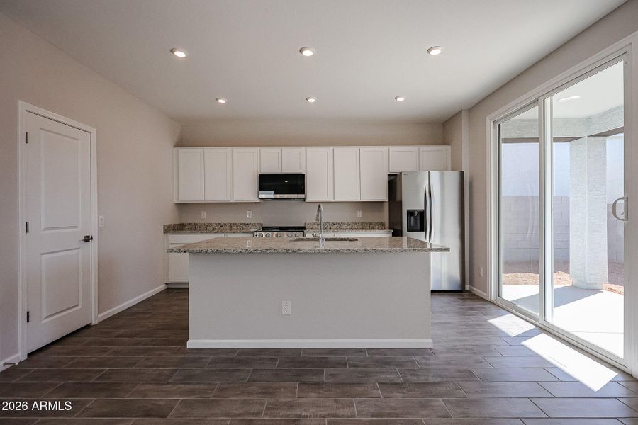 10_Radiant-Superstition-Vista_New-Home-f