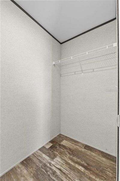 Spacious, unfurnished interior of a new home in , Crystal River (Image 32).