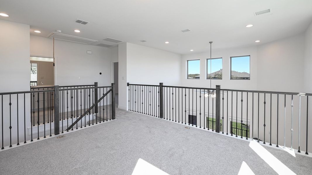 Spacious, unfurnished interior of a new home in La Cima, San Marcos (Image 17).