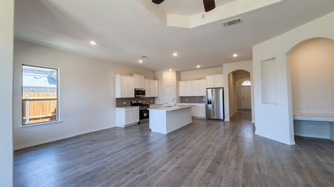 Furnished interior view inside a new home in Lakewood Trails, Forney (Image 6). Furnished interior view inside a new home in Lakewood Trails, Forney (Image 6).