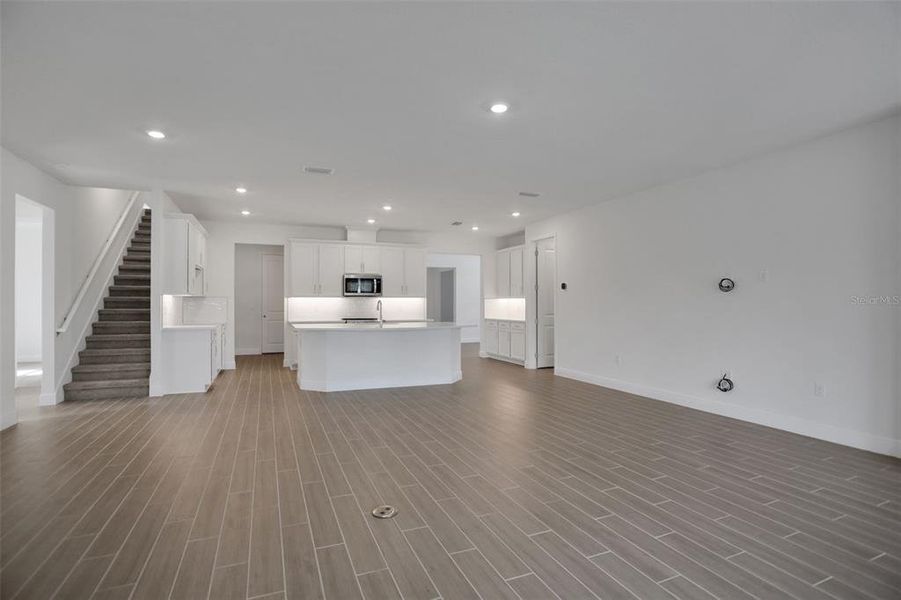 Spacious, unfurnished interior of a new home in Seaire, Parrish (Image 24).