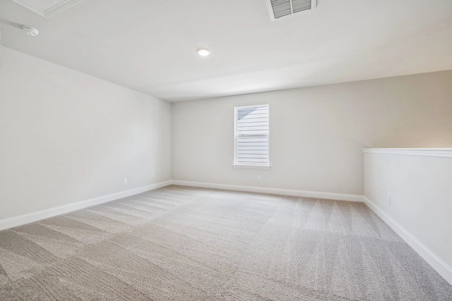 Loft | For representation purposes only. Options and layout may vary by community and home plan.