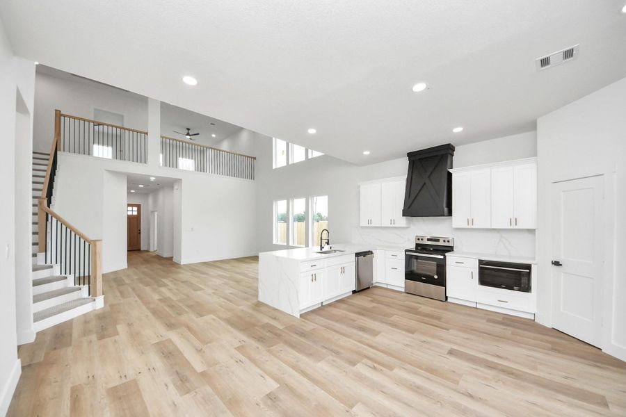 Image 41 of a home in .