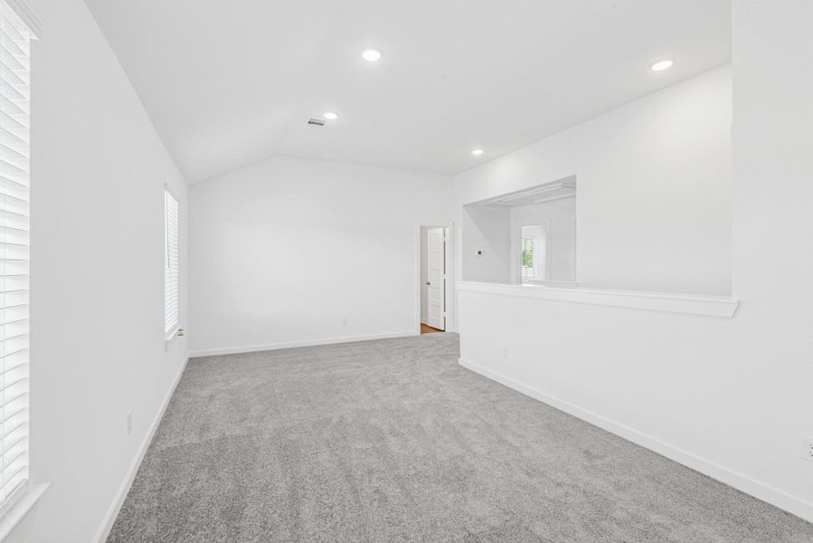 Spacious, unfurnished interior of a new home in Indian Springs, Crosby (Image 21).