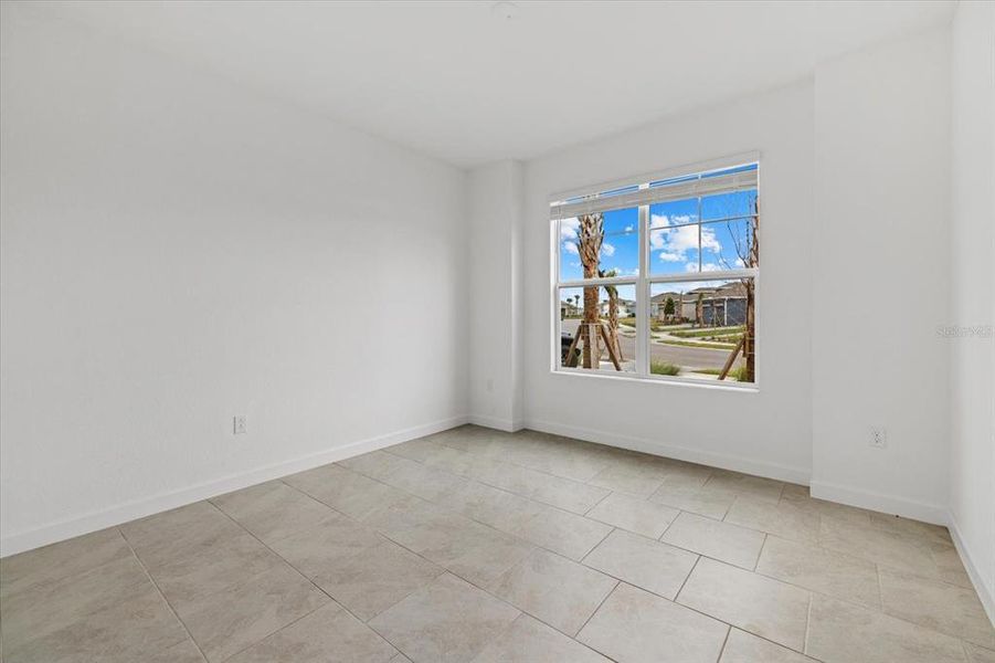 Spacious, unfurnished interior of a new home in Rye Ranch, Parrish (Image 48).