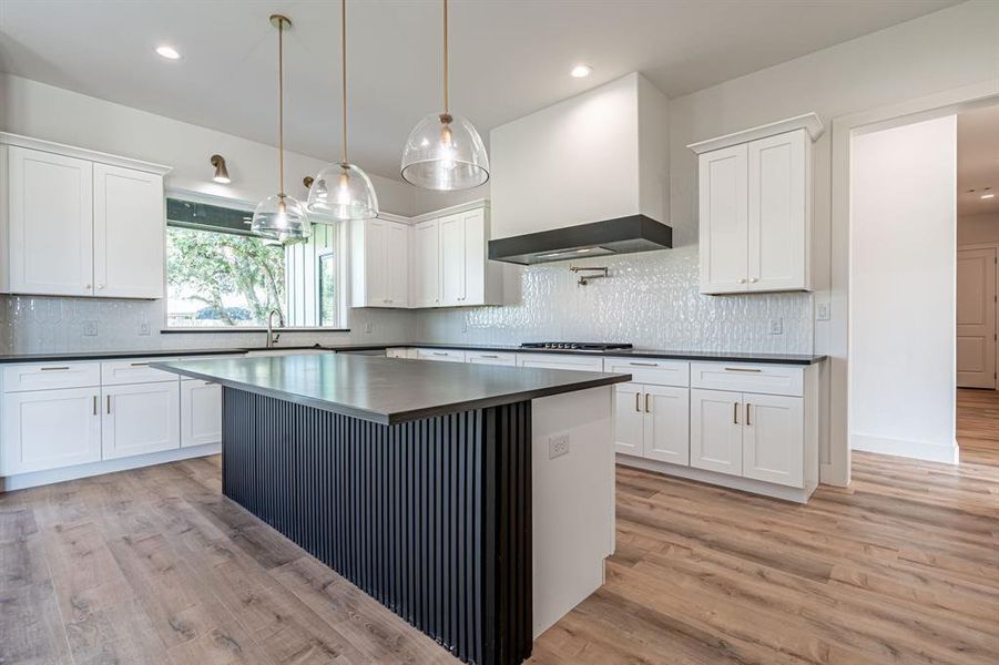 Furnished interior view inside a new home in , Granbury (Image 9). Furnished interior view inside a new home in , Granbury (Image 9).