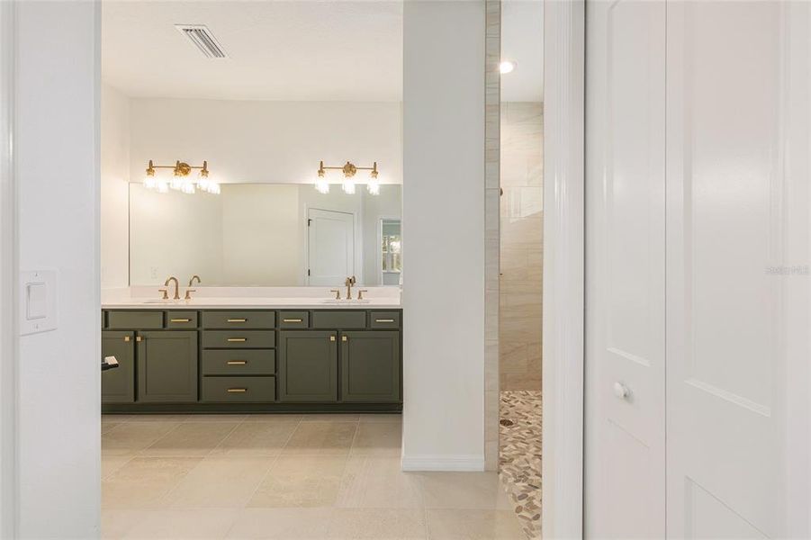 Furnished interior view inside a new home in Silver Meadows, Silver Springs (Image 16). Furnished interior view inside a new home in Silver Meadows, Silver Springs (Image 16).